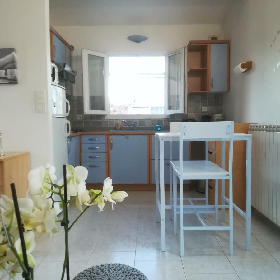 Appartements Dans Villa Privee Avec Piscine, Jardin, Parking Clos, Wifi, Climatisation Meyreuil Buitenkant foto