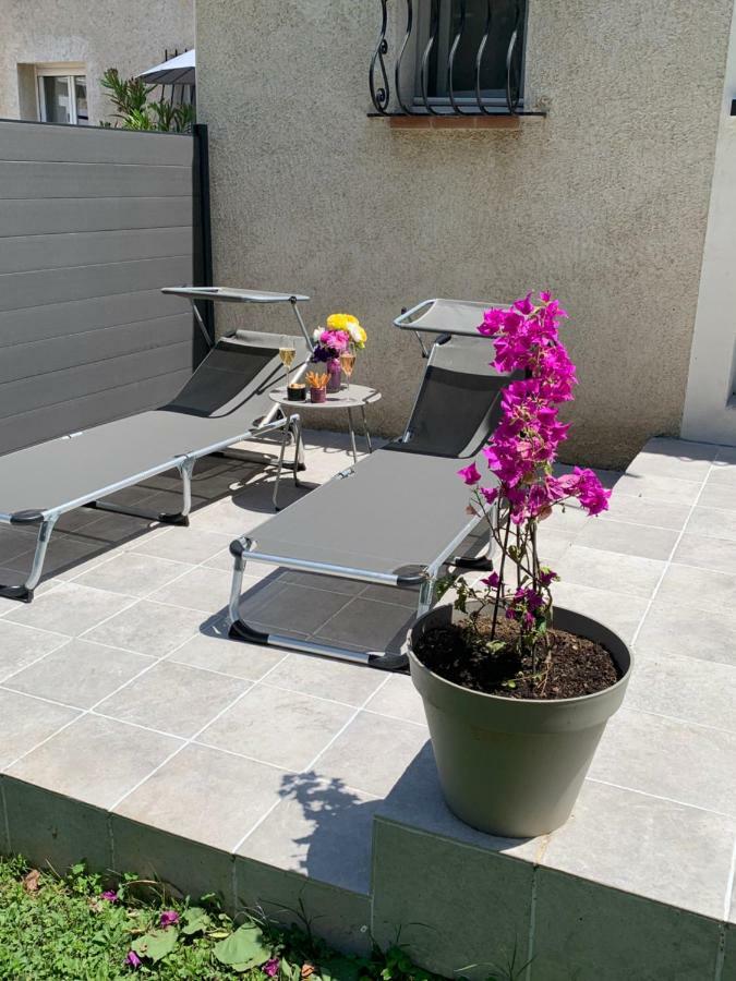 Appartements Dans Villa Privee Avec Piscine, Jardin, Parking Clos, Wifi, Climatisation Meyreuil Buitenkant foto