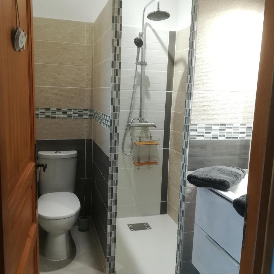 Appartements Dans Villa Privee Avec Piscine, Jardin, Parking Clos, Wifi, Climatisation Meyreuil Buitenkant foto